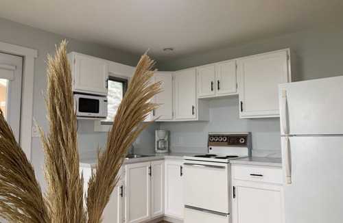 Richibucto House | Sparkling Waters Beachfront, Pool&Hot Tub Access!