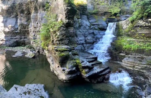 Town of Fulton Cabin | Sparrow Farm Cottage & Majestic Waterfall