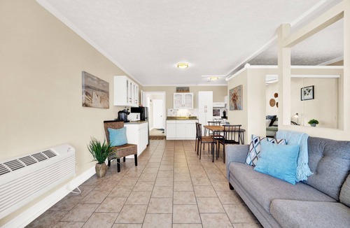 Lynn Haven House | Sparrow