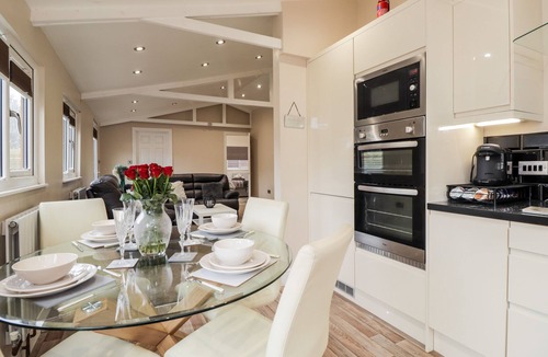 Icklesham House | Sparrows Den Lodge