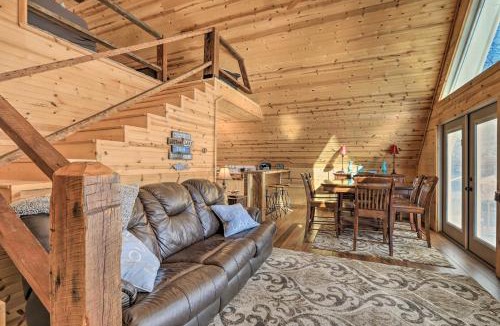 Milledgeville House | Sparta Lake Home w/Deck & Boating Access!