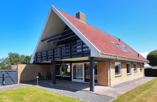Nakskov House | "Spase" - 250m to the inlet by Interhome