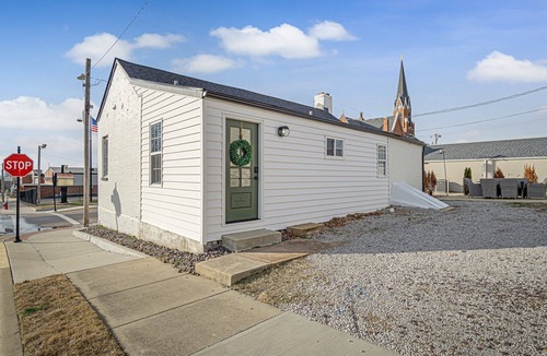 Waterloo Cottage | Speakeasy Cottage in downtown Waterloo