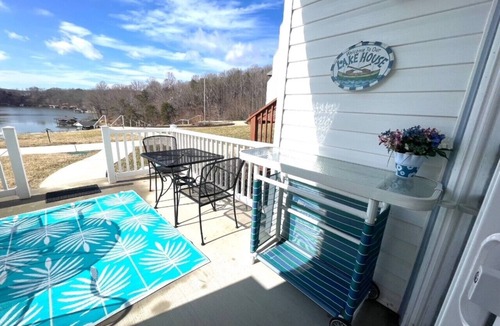 North Shore Condo | SPECIAL! - 2 NIGHTS . JUNE 12-14 BRING SWEETHEART . .ENJOY SUNSETS!
