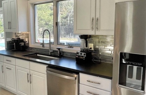 Westhampton Beach House | SPECIAL book now for 10% off! WHB Village 3 Brm Heated Pool, Hot Tub, Sleeps 8