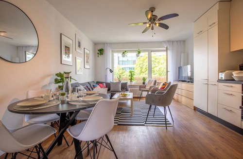 Gundeldingen Apartment | Special *CUATRO PICASSO* Apartment