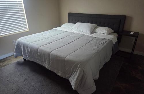 Paris House | Special Deal on Booking Unit-558