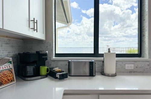 Charlotte Harbor House | Special Event Retreat 5BR 4BA Sleep 16