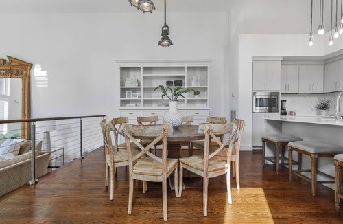 West End House | SPECIAL FREE NIGHT OFFER! DOWNTOWN LUXURY! ONLY 2MI TO BROADWAY! NEAR VANDY!