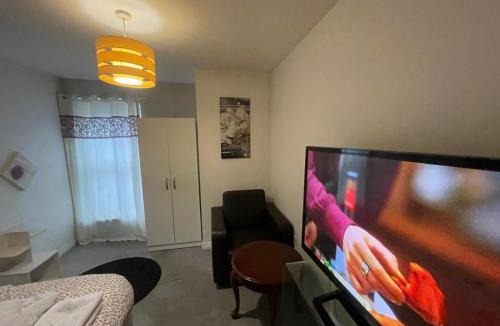 Waltham Abbey House | Special