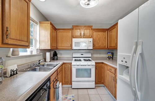 Bloomington House | Special - House of Games - Play, Relax, Unwind!