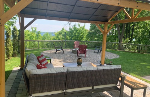 Rideau Lakes Cottage | SPECIAL MAY/JUNE DEAL 3Rd Night Free (New bookings only)ask how.