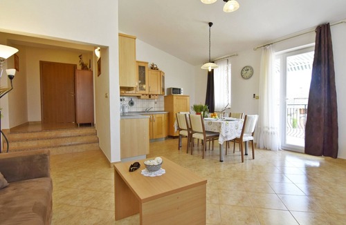 Tar Apartment | SPECIAL OFFER 30. 07.-05. 08. NOEMI3 Poreč-Tar with pool, balcony, Wi-Fi