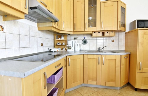 Tar Apartment | SPECIAL OFFER 30. 07.-05. 08. NOEMI3 Poreč-Tar with pool, balcony, Wi-Fi