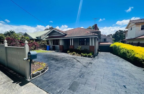 Kew House | Special offer * Panaromic Tree view Melbourne city