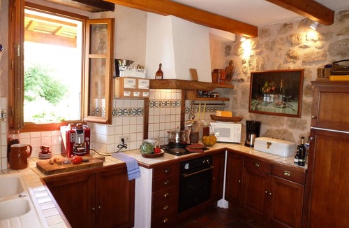 Rosieres House | Special prices in autumn! Stylish winery with large, heated swimming pool