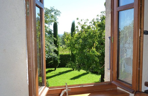 Rosieres House | Special prices in autumn! Stylish winery with large, heated swimming pool