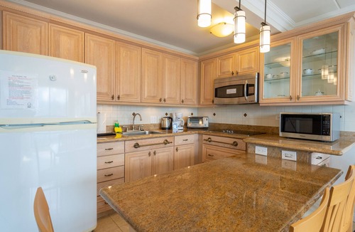 Waikiki Condo | Special Rate.Charming 1BD With Ko'olau Mountain Range View!