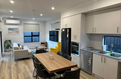 Beveridge House | Special Retreat-Beveridge