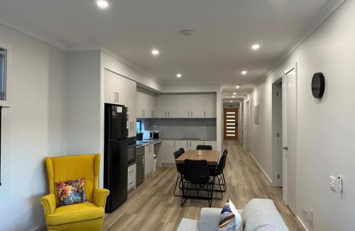 Beveridge House | Special Retreat-Beveridge