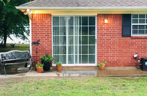 Kerens House | SPECIAL RATES ON CERTAIN DATES - LAKE-HOUSE
