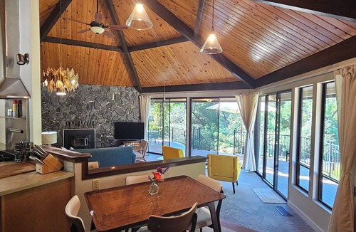 Auburn House | Specials-Breathtaking Views-Relaxation-Hot Tub- River-One of a kind