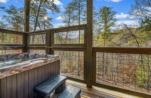 Sevierville Cabin | ~Specials~Cozy! Indoor Saltwater Pool. Loaded Game Room.