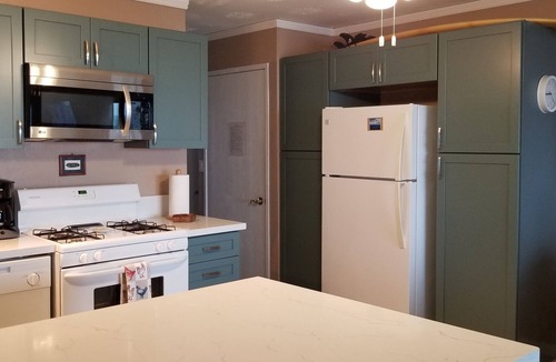 Ualapue Condo | Spectacular, 180 Degree, Oceanfront View! Wavecrest Resort. Private Internet!