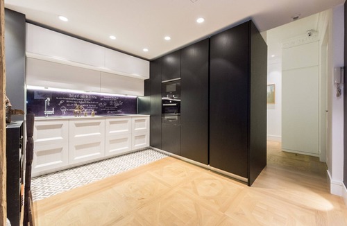 Chueca Apartment | Spectacular 3-Bed Apartment in Central Madrid