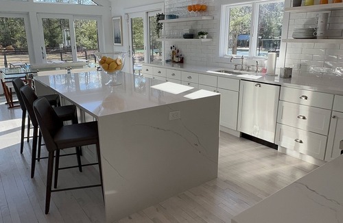 East Hampton Ski Chalet | Spectacular 5 acre secluded private gem