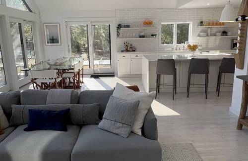East Hampton Ski Chalet | Spectacular 5 acre secluded private gem