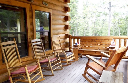 Alpine Cabin | Spectacular 6 BR cabin surrounded by ponderosa pines - in Alpine