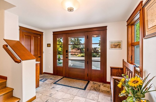 Tulalip House | Spectacular Beach Front House