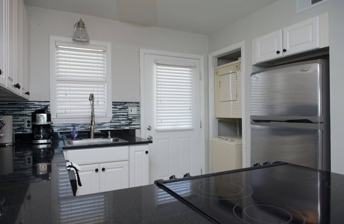 Gulf Shores Condo | Spectacular beachfront apartment