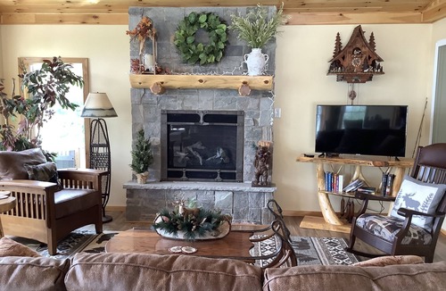 Ellenburg Depot House | Spectacular Chazy Lakefront Home