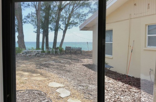 Englewood House | Spectacular Gulf Front View 1/1 Visitor Unit