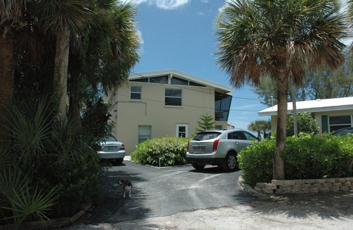 Englewood House | Spectacular Gulf Front View 1/1 Visitor Unit