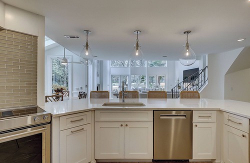 Sea Pines House | Spectacular Home with Pool in Harbour Town! Brand new kitchen! Fall specials !