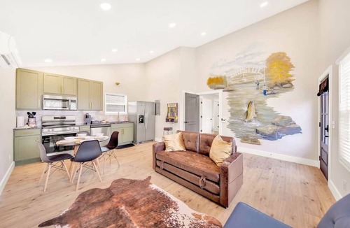 Bluff City House | * Spectacular */ HOTTUB
