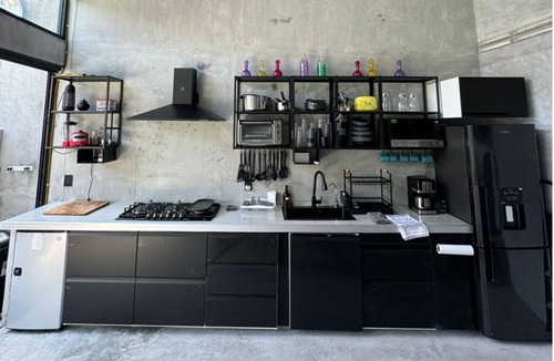 Tlayacapan House | Spectacular house: barbecue, pool, garden and games.