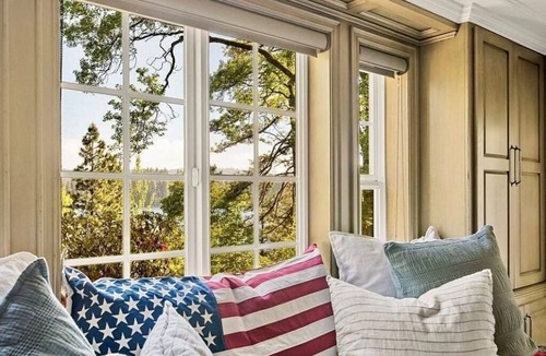 Lake Arrowhead House | Spectacular Lake Front Retreat