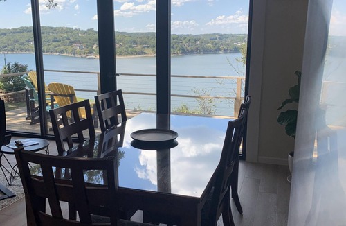Ridgedale House | Spectacular Lake Views/Close to Big Cedar