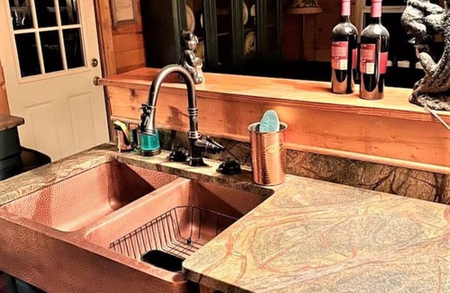 Helen Cabin | Spectacular Mountain View `Cloud 9` HotTub-PETS OK