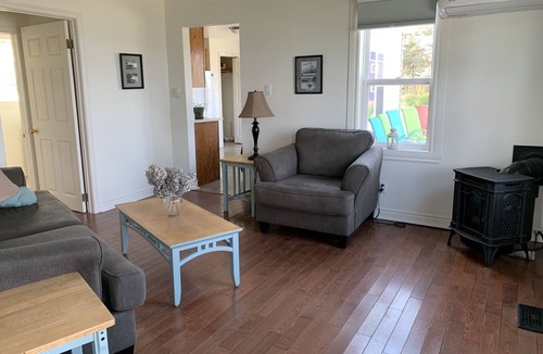 Upper Blandford House | Spectacular Ocean Sunset Views