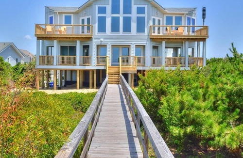 Caswell Beach House | Spectacular Oceanfront 7 BD/6 BA have Private Bath & King Bed/Sleeps 16