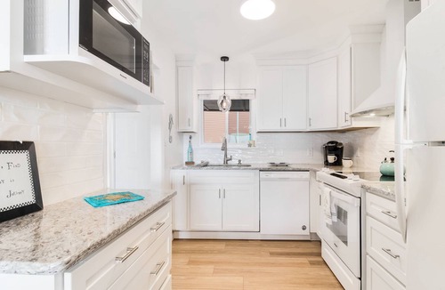Caswell Beach Condo | Spectacular Ocean Views and Steps from the Beach