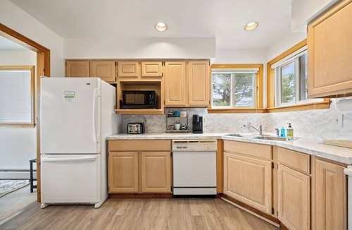 Marlboro House | Spectacular Ocean View/Whole-House AC/Firepit/Deck