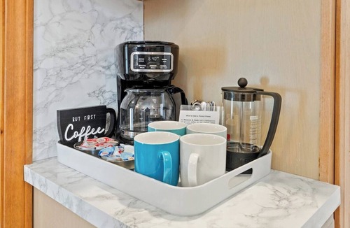 Marlboro House | Spectacular Ocean View/Whole-House AC/Firepit/Deck