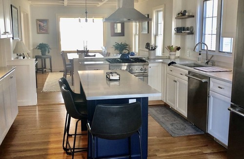 Kennebunk House | Spectacular Oceanfront Oasis