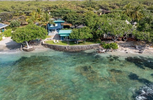 Puako Cottage | Spectacular Oceanfront Puako Cottage